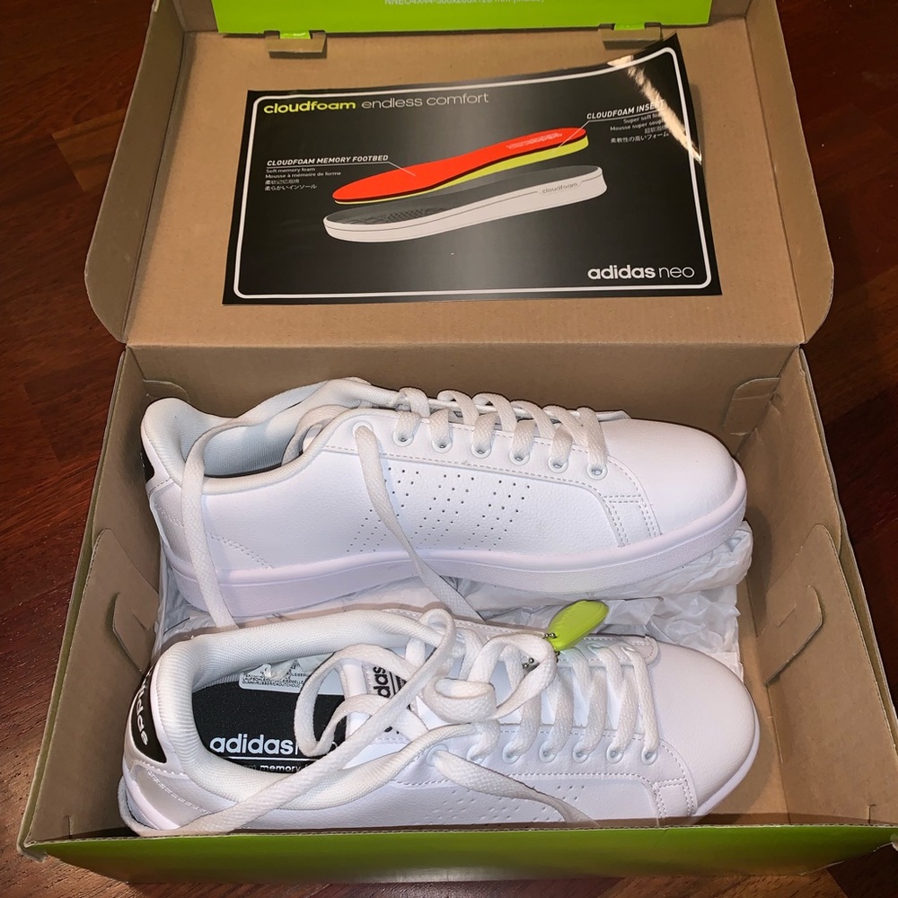 NWT Adidas NEO sneakers